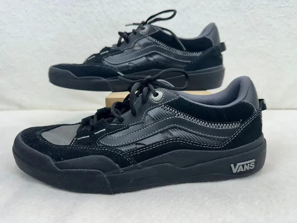 Vans 2 Wayvee Sneaker NWOT Men's Size 11 Skatewear Streetwear